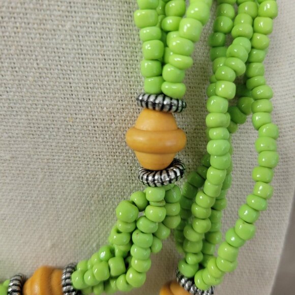 Green Multi Strand Beaded Necklace Layered Statement Wood Accent 16 Inch Jewelry - Picture 2 of 7